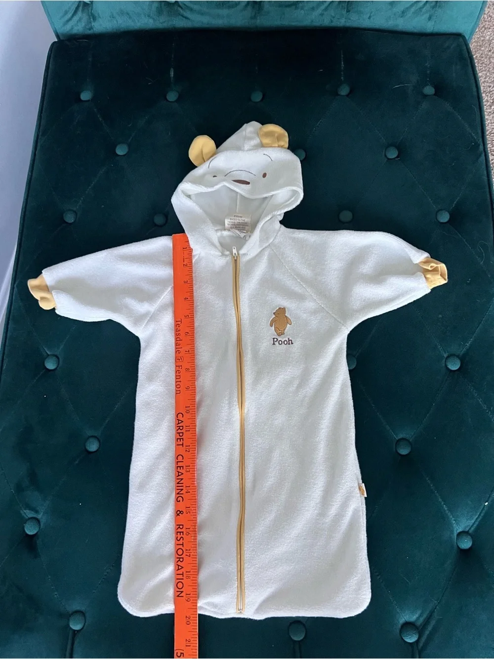 Classic Winnie the Pooh Cream Zip Sleep Sack  Pajamas Bath Robe One Size